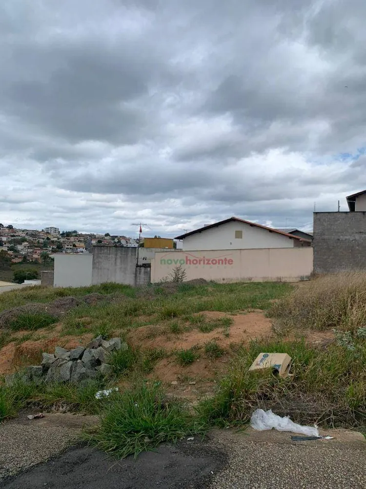 Terreno, 240 m² - Foto 1