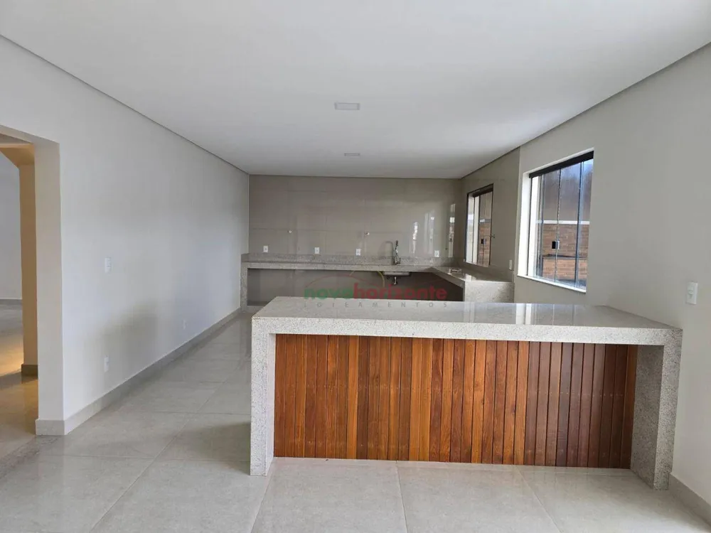 Casa, 3 quartos, 200 m² - Foto 11