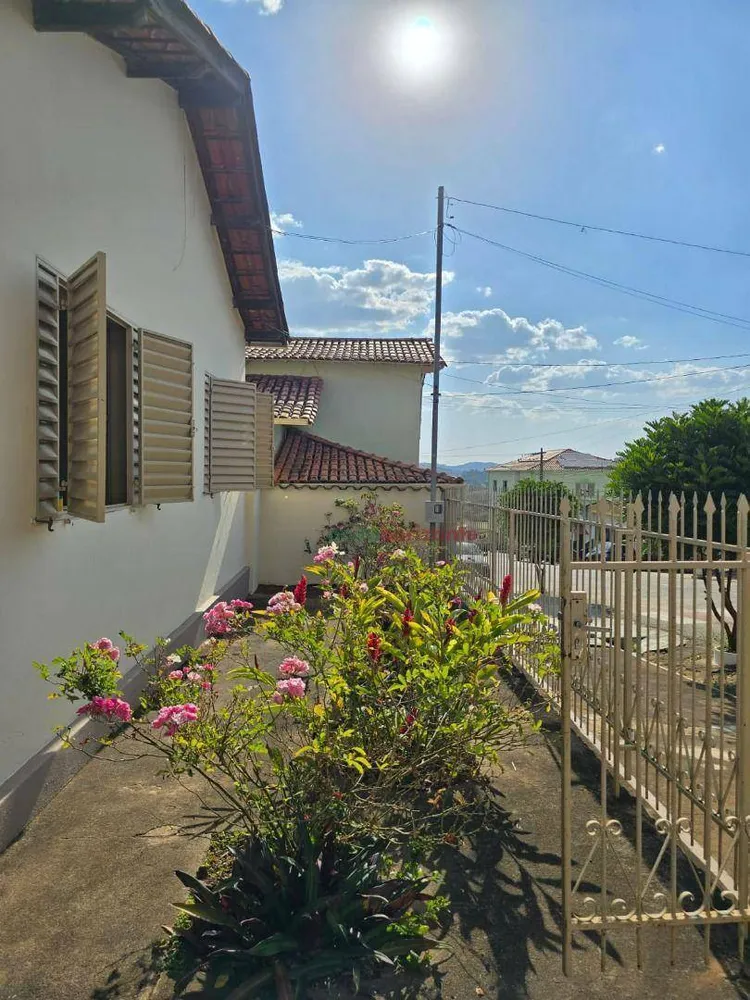 Casa, 4 quartos, 140 m² - Foto 2