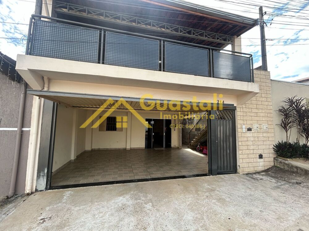 Casa, 4 quartos, 169 m² - Foto 1