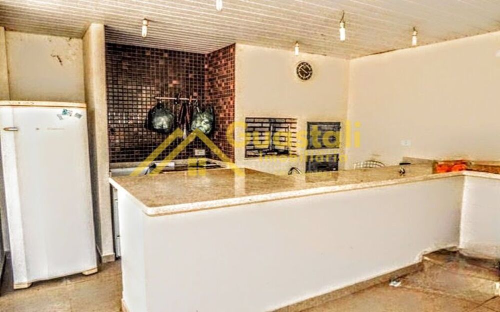 Casa, 3 quartos, 255 m² - Foto 2