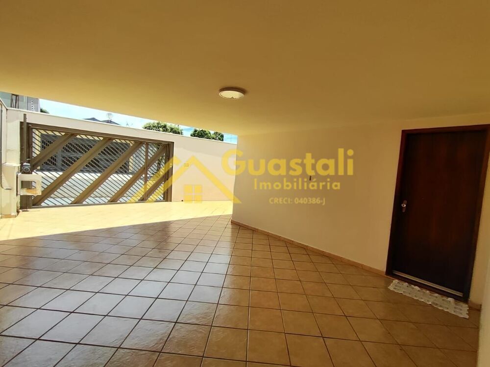 Casa, 3 quartos, 180 m² - Foto 1