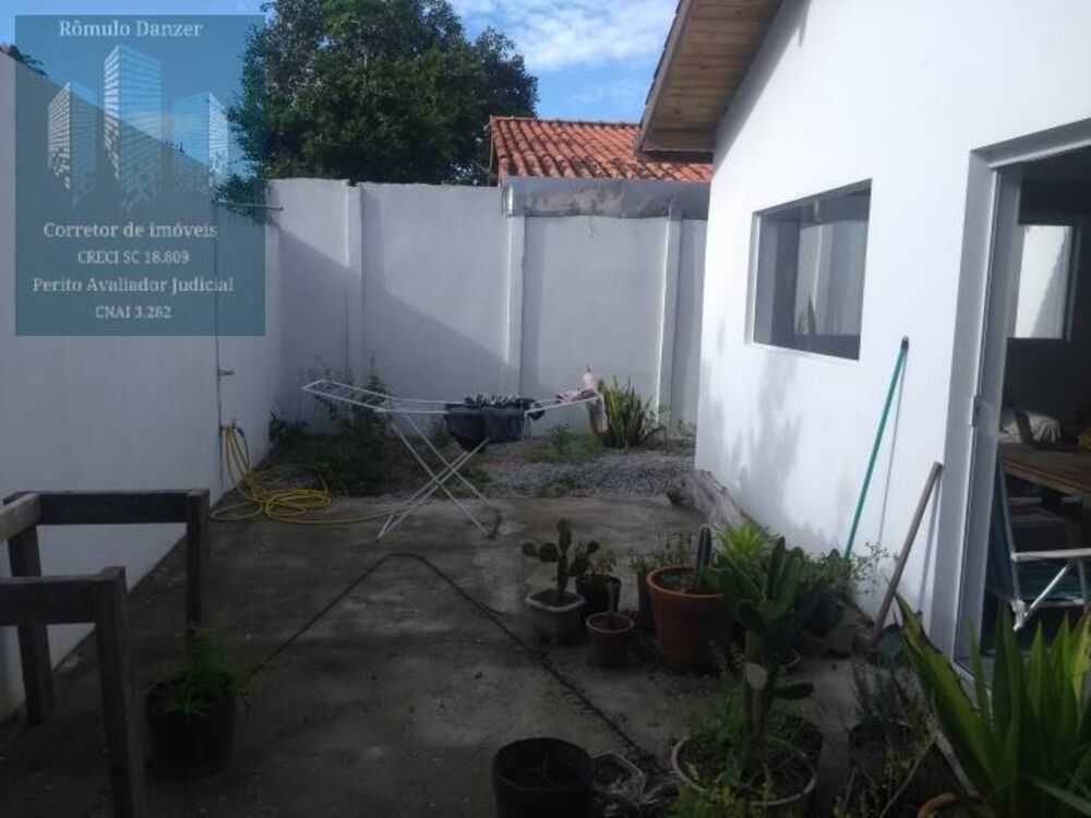 Casa à venda com 2 quartos, 80m² - Foto 8