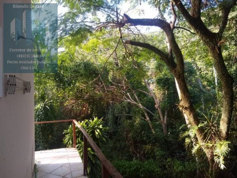 Casa à venda com 3 quartos, 268m² - Foto 8