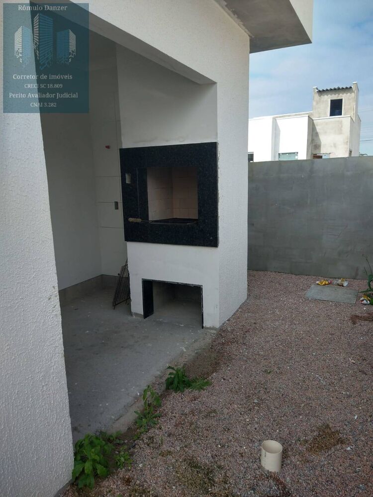 Casa à venda com 3 quartos, 80m² - Foto 4