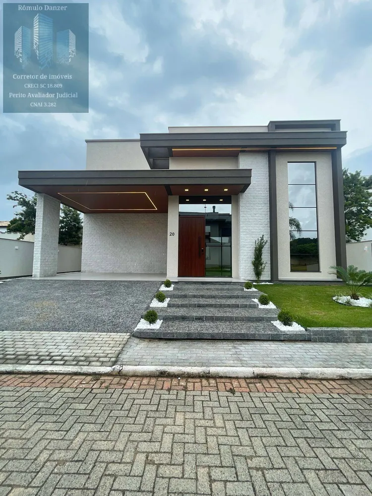 Casa, 3 quartos, 214 m² - Foto 1