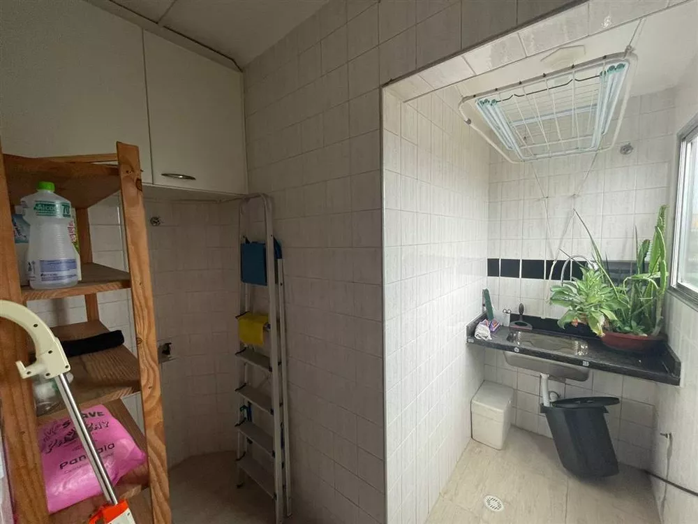 Apartamento à venda com 2 quartos, 70m² - Foto 8