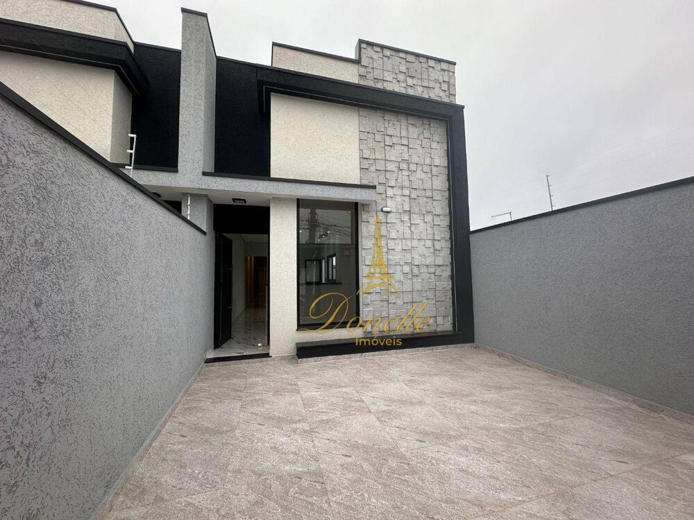 Casa à venda com 3 quartos, 83m² - Foto 1