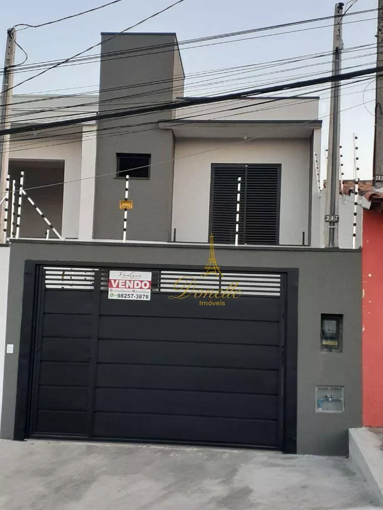 Sobrado à venda com 3 quartos, 111m² - Foto 1