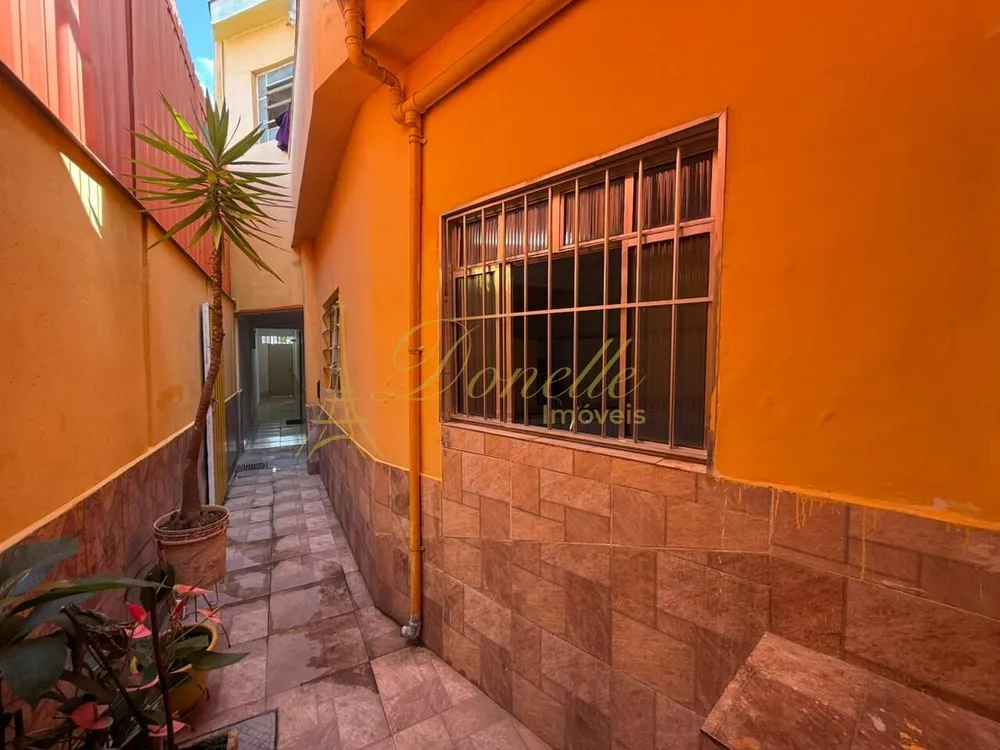 Casa, 3 quartos, 220 m² - Foto 1