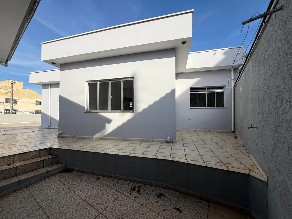 Casa, 3 quartos, 182 m² - Foto 3