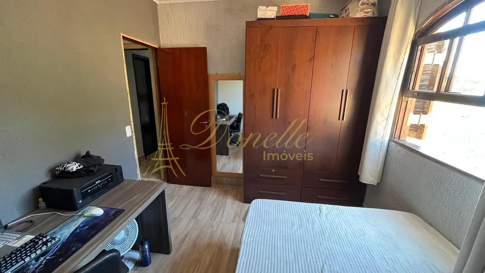 Chácara, 3 quartos, 3680 m² - Foto 1
