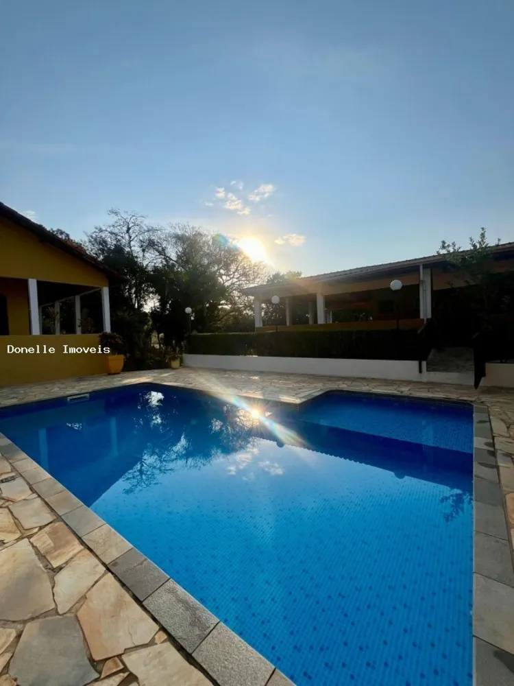 Chácara, 3 quartos, 3300 m² - Foto 1