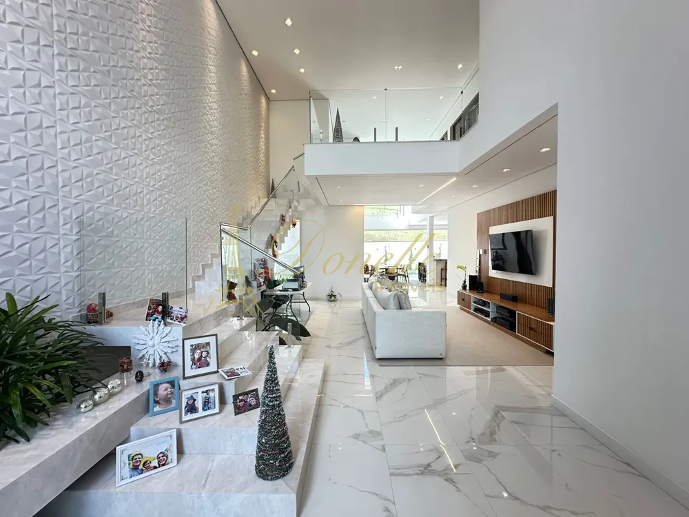 Casa, 4 quartos, 345 m² - Foto 1
