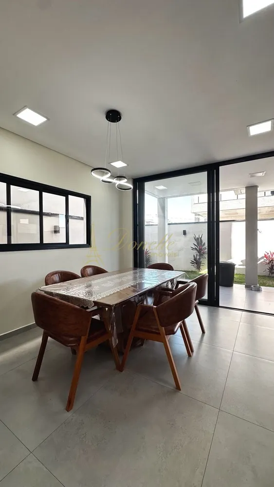 Apartamento, 3 quartos, 192 m² - Foto 1