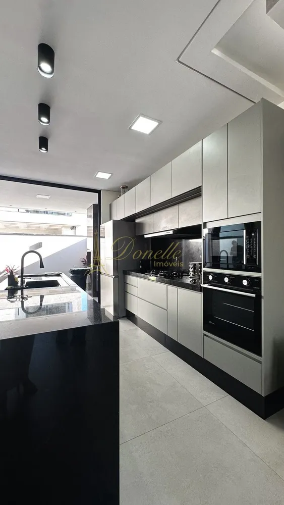Apartamento, 3 quartos, 192 m² - Foto 3