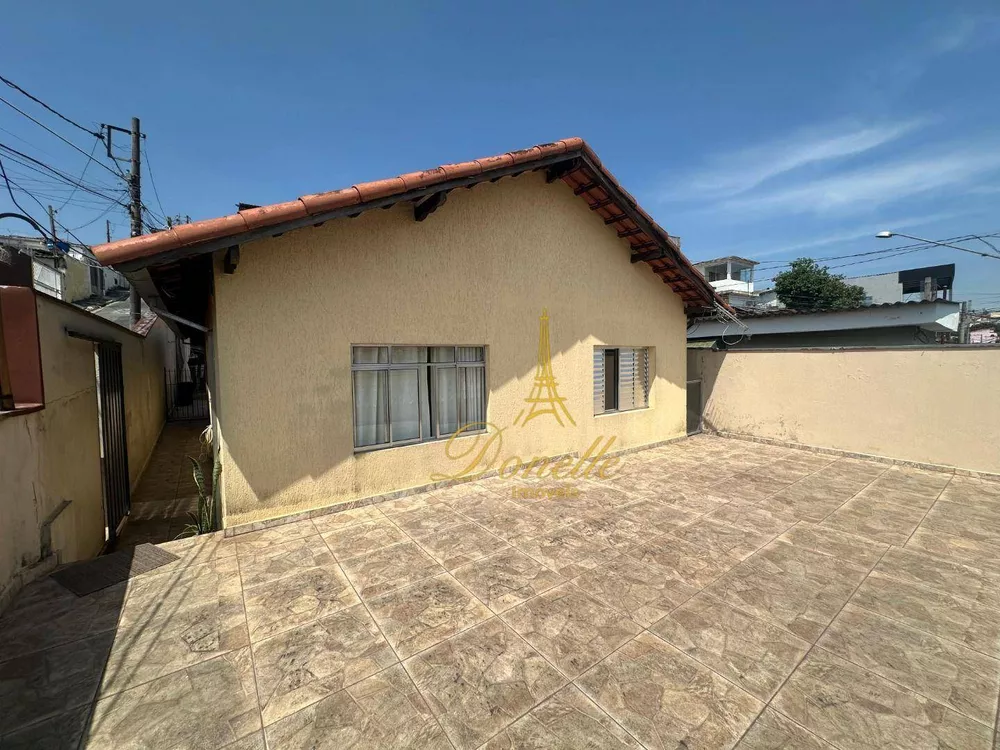 Casa à venda com 2 quartos, 100m² - Foto 2