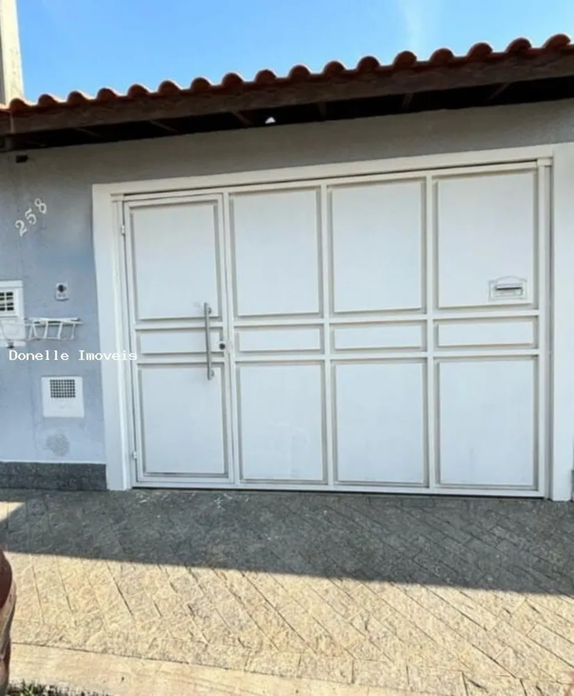 Casa, 3 quartos, 122 m² - Foto 1