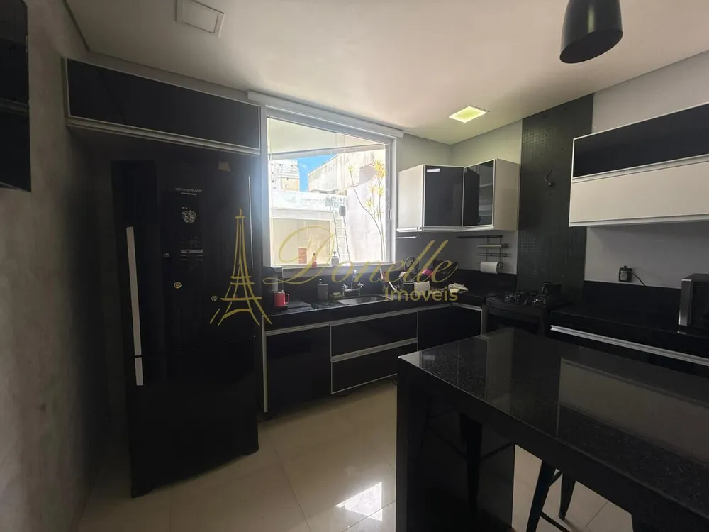 Casa, 3 quartos, 250 m² - Foto 9