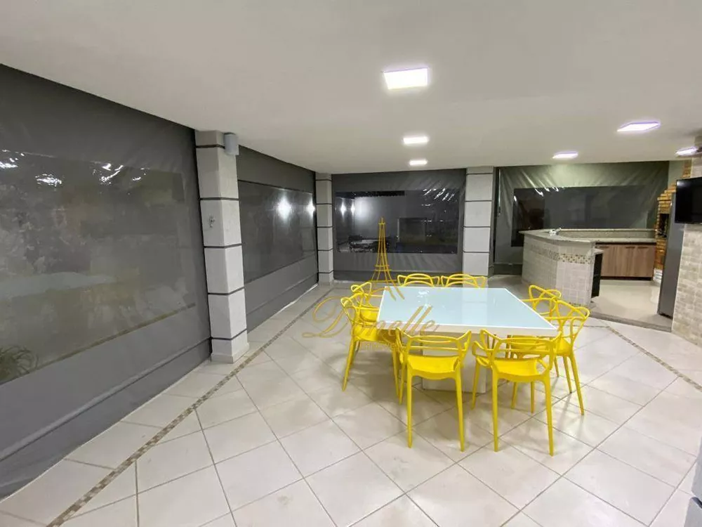 Sobrado à venda com 3 quartos, 300m² - Foto 4