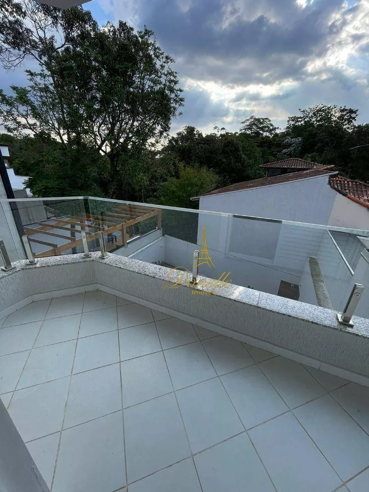 Sobrado à venda com 3 quartos, 300m² - Foto 3