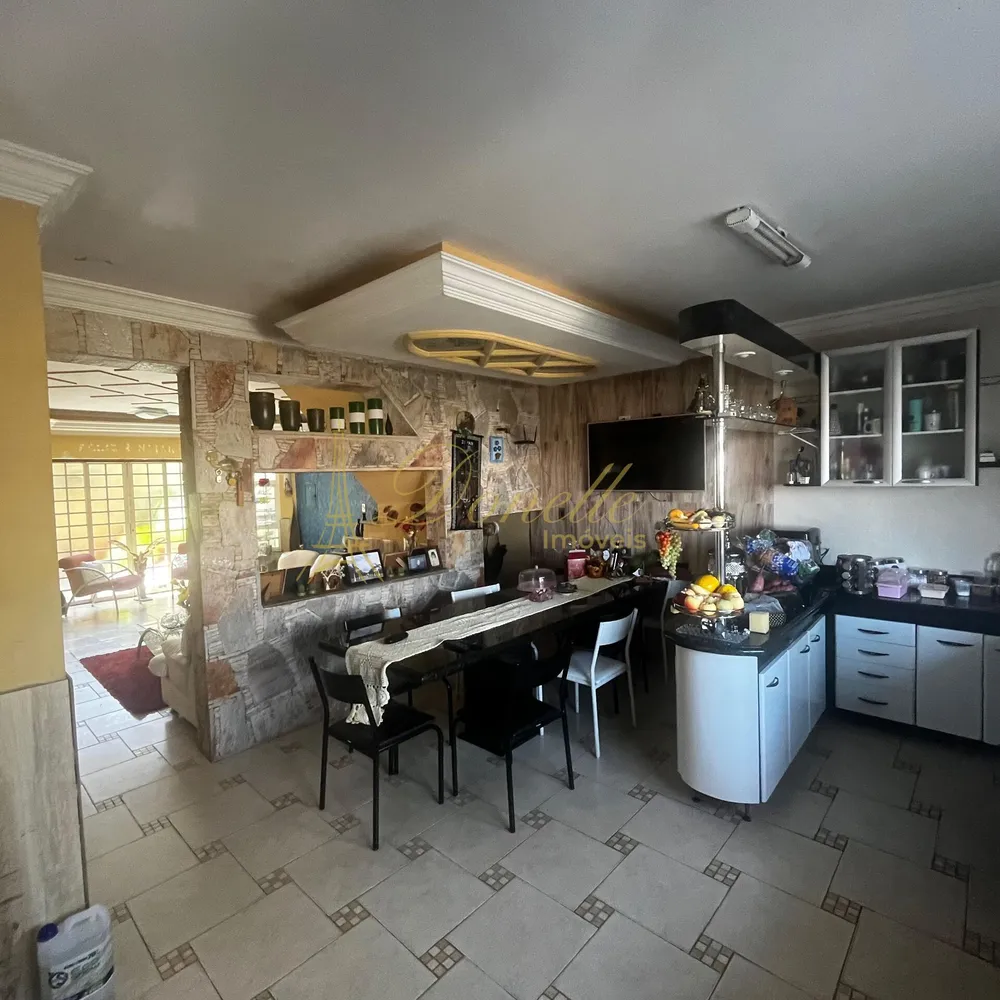 Casa, 3 quartos, 268 m² - Foto 10