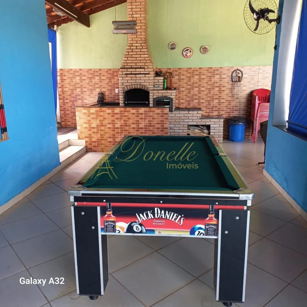 Chácara, 4 quartos, 2500 m² - Foto 1