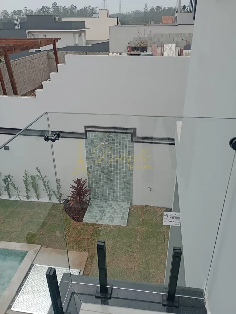 Casa, 3 quartos, 207 m² - Foto 1