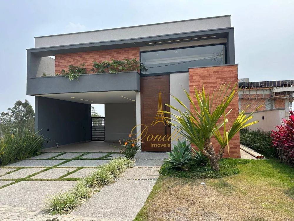 Casa de Condomínio à venda com 3 quartos, 247m² - Foto 1