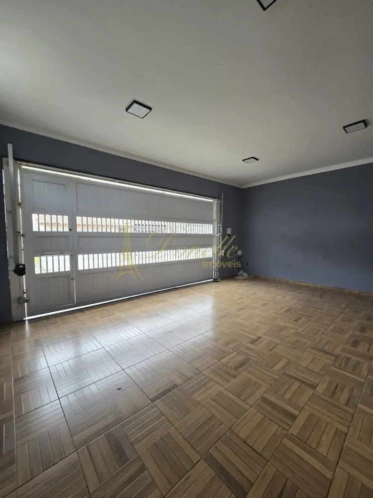 Sobrado, 3 quartos, 303 m² - Foto 3