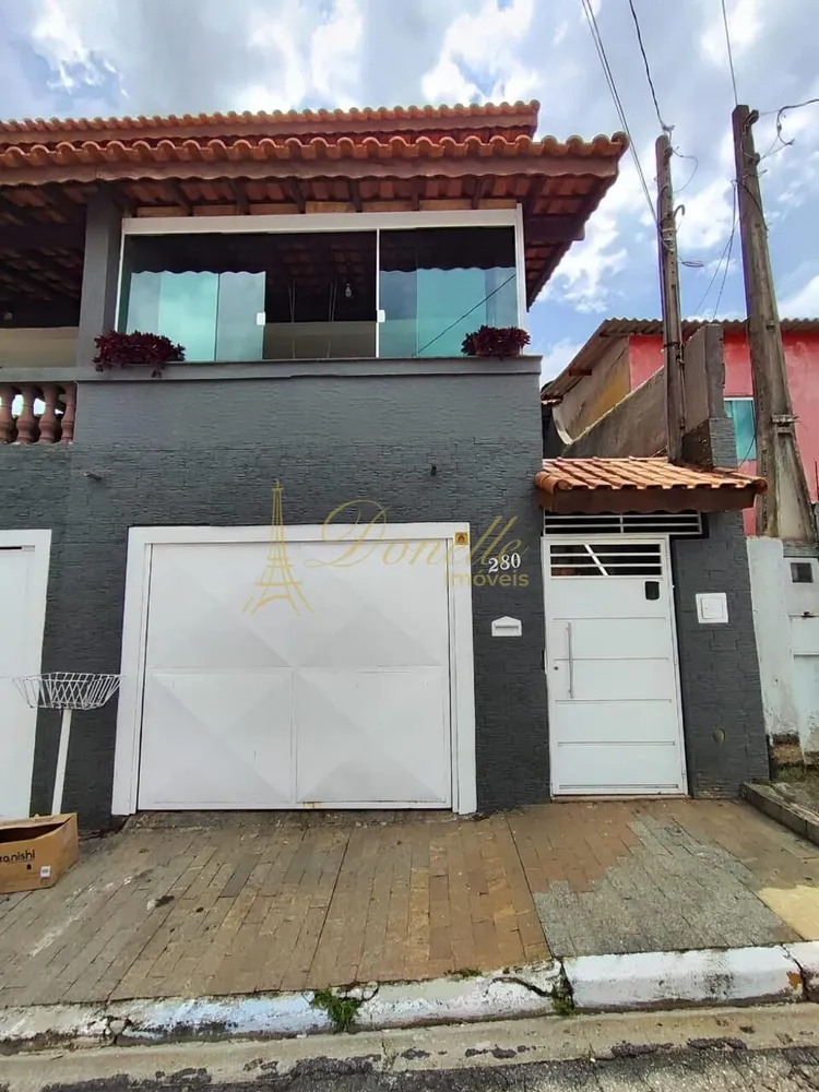 Casa, 3 quartos, 181 m² - Foto 1