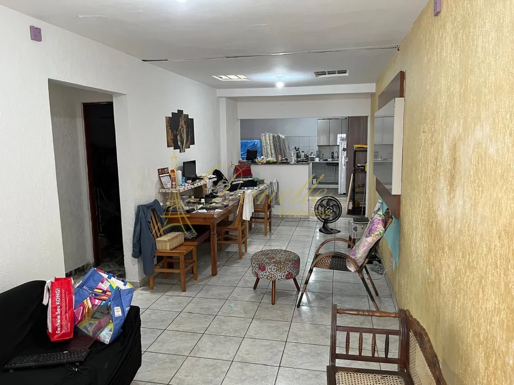 Casa, 3 quartos, 252 m² - Foto 2