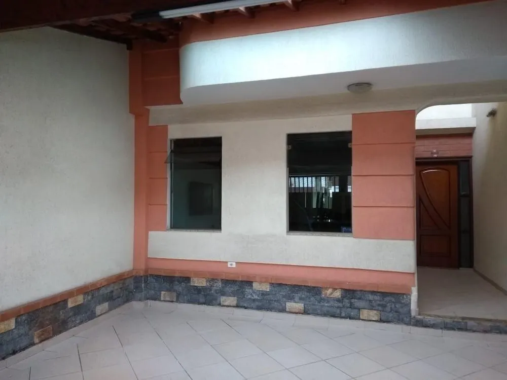 Casa, 3 quartos, 200 m² - Foto 2