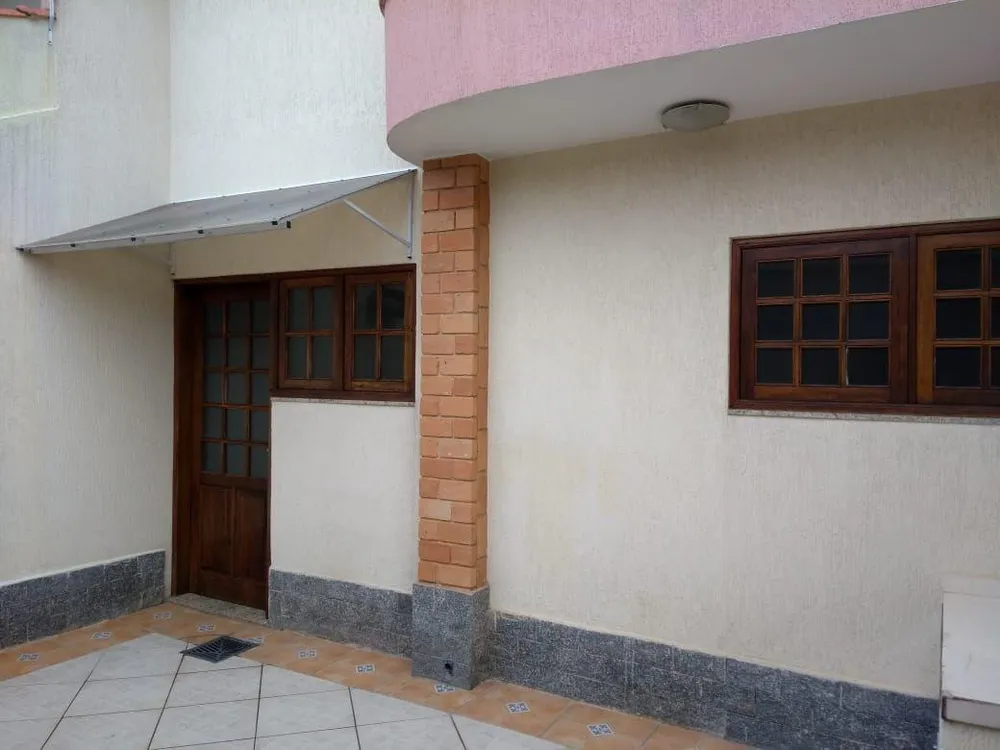 Casa, 3 quartos, 200 m² - Foto 3