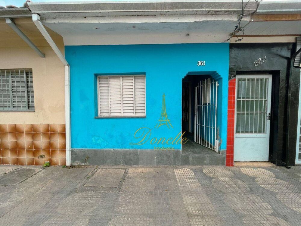 Casa à venda com 2 quartos, 50m² - Foto 1