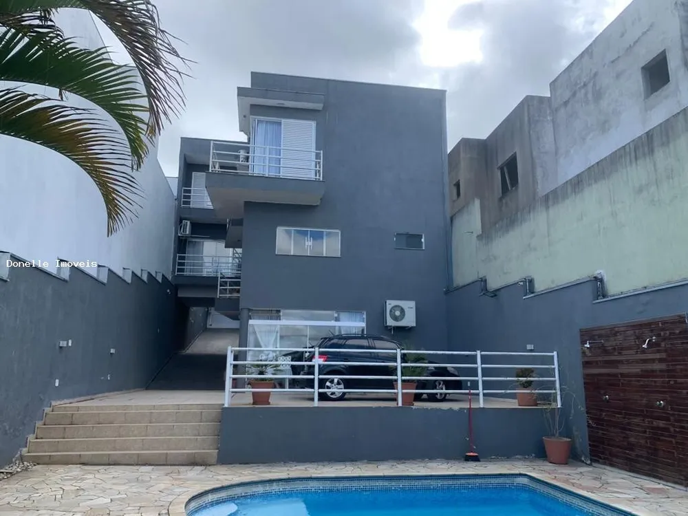 Sobrado, 3 quartos, 450 m² - Foto 1