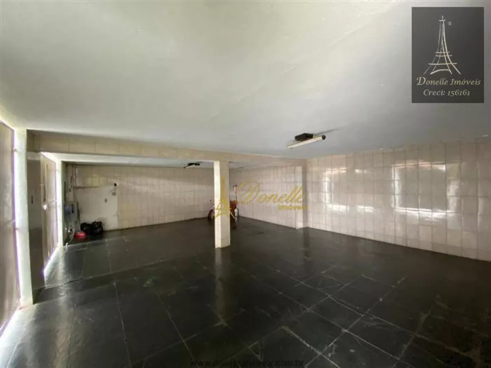 Casa à venda com 3 quartos, 260m² - Foto 2