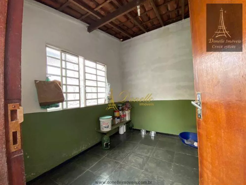 Casa à venda com 3 quartos, 260m² - Foto 8