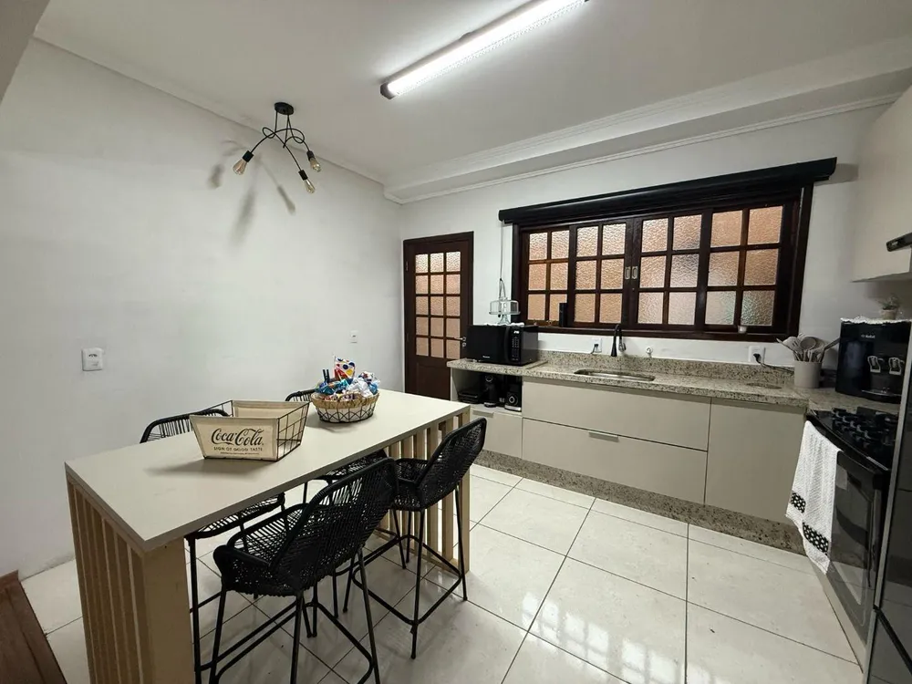 Sobrado, 3 quartos, 180 m² - Foto 8