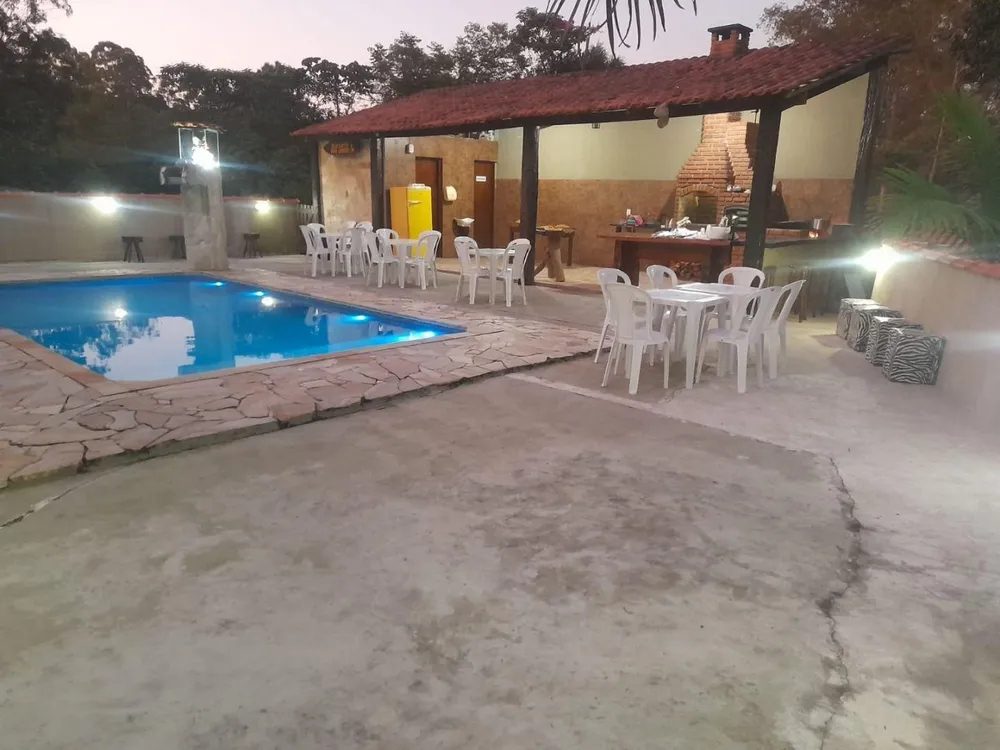 Chácara, 3 quartos, 2000 m² - Foto 1