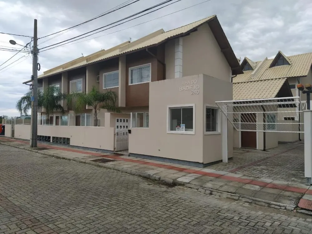 Casa, 2 quartos, 66 m² - Foto 1