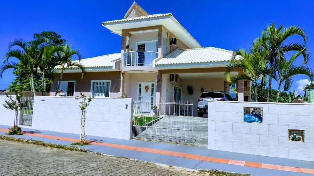 Casa, 3 quartos, 140 m² - Foto 1