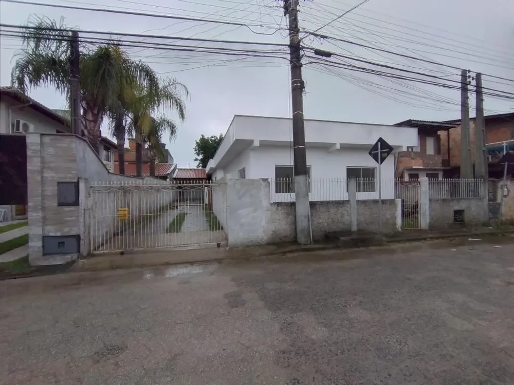Casa, 4 quartos, 110 m² - Foto 1