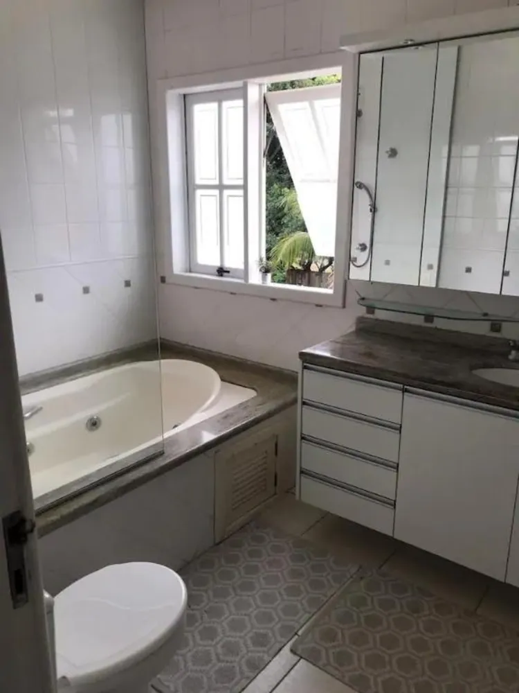 Casa, 4 quartos, 227 m² - Foto 2