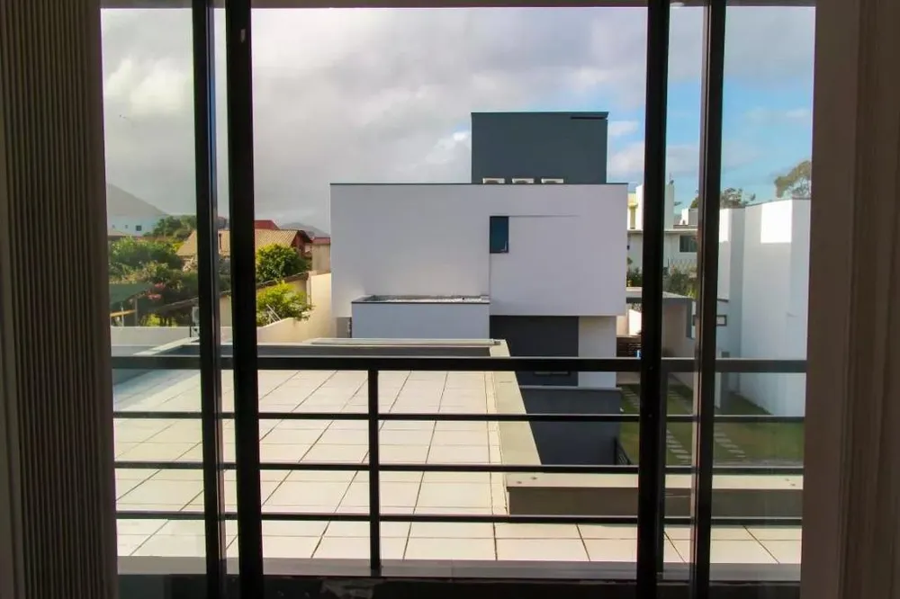 Casa, 3 quartos, 225 m² - Foto 2