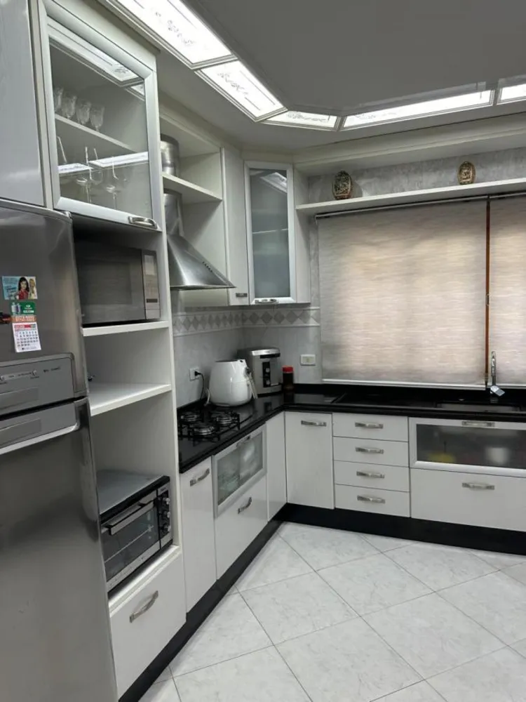 Sobrado, 3 quartos, 195 m² - Foto 2