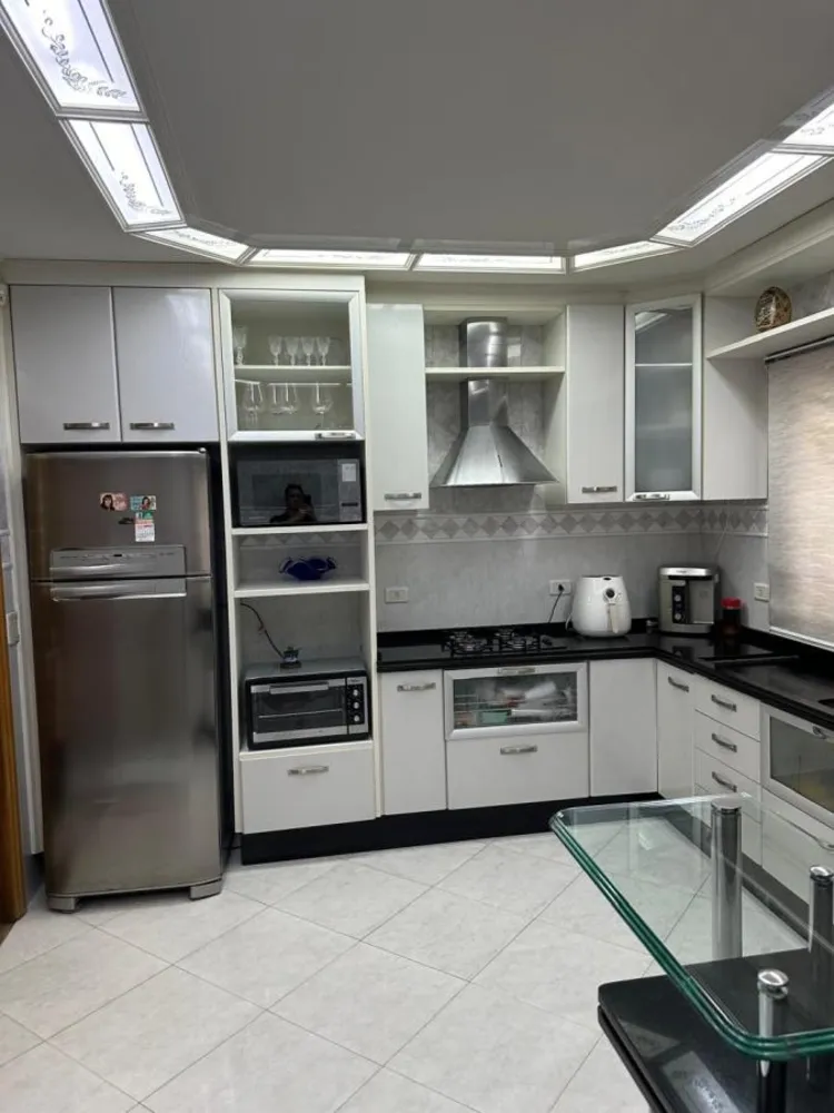 Sobrado, 3 quartos, 195 m² - Foto 1