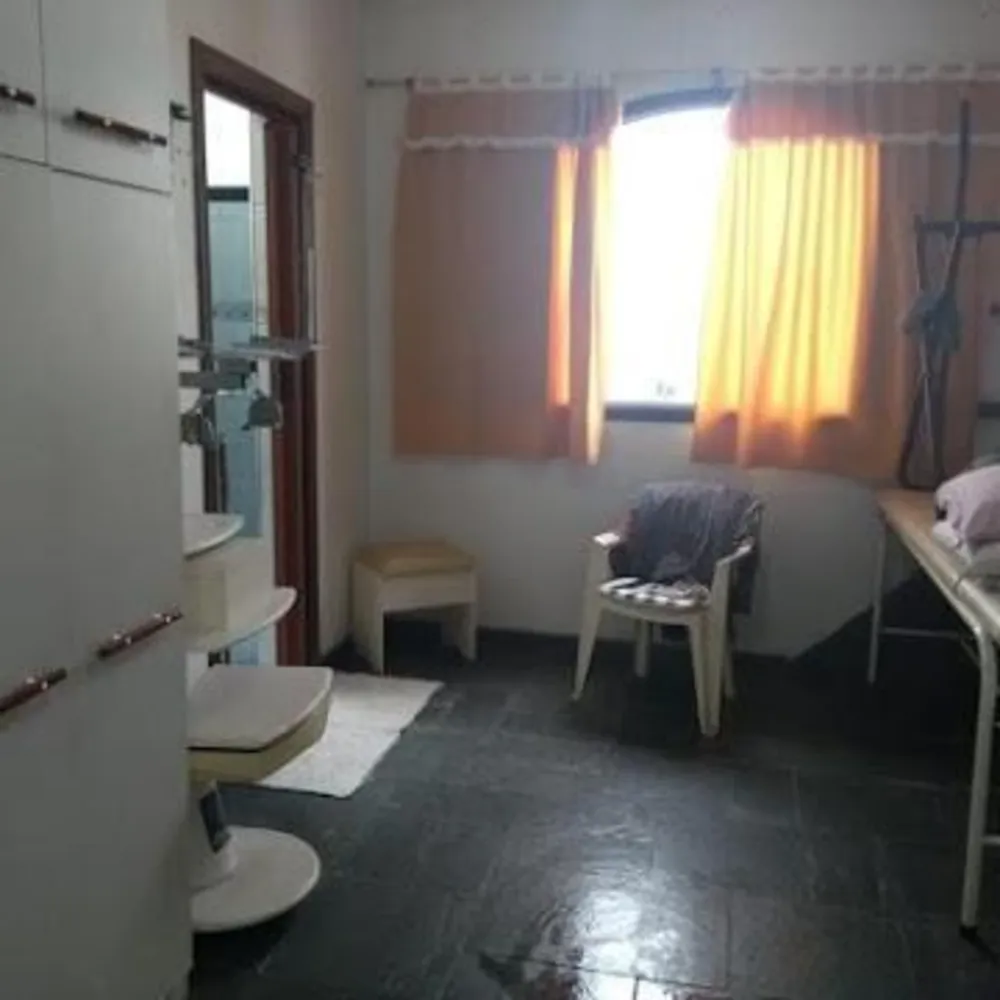 Casa, 3 quartos, 242 m² - Foto 7