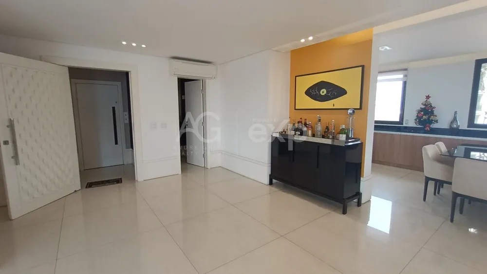 Apartamento, 3 quartos, 260 m² - Foto 10