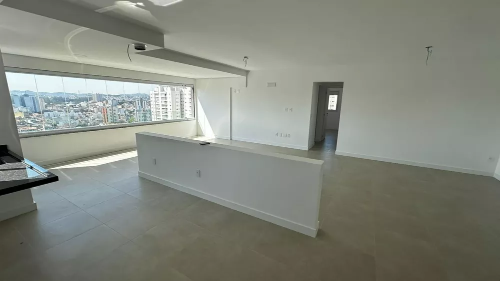 Apartamento, 3 quartos, 137 m² - Foto 2